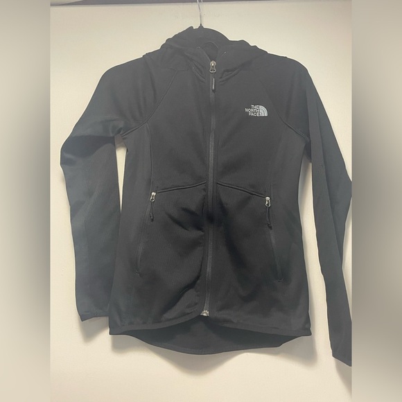 The North Face Women's Black Crew Neck Sweater - Picture 1 of 10